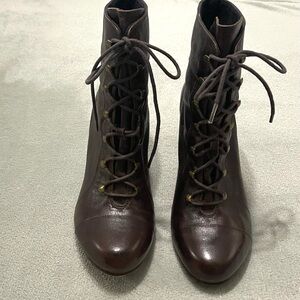 Indigo by Clarks Women’s Brown Ankle Leather Boots